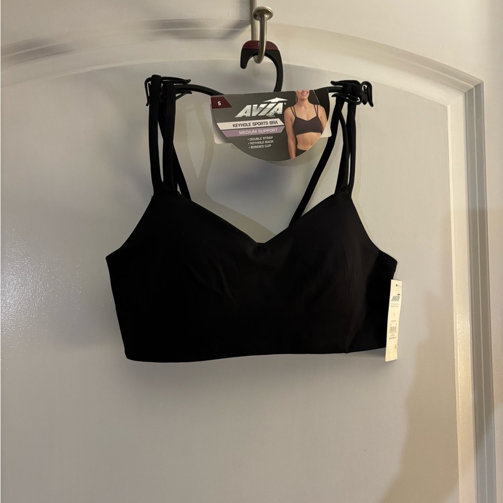 Avia Black Strappy Sports Bra Med Support Sz Small. NWT